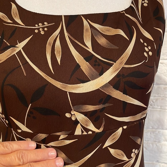 Dress - Picture 6 of 7